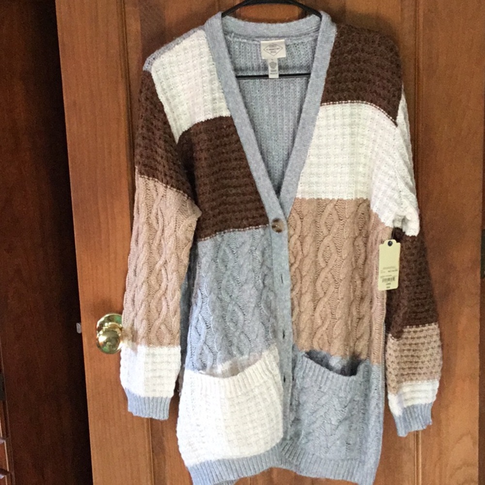Sweater with patchwork